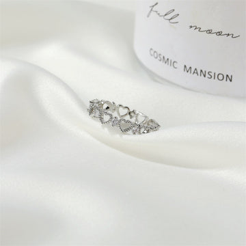 R625 - Silver Heart Ring